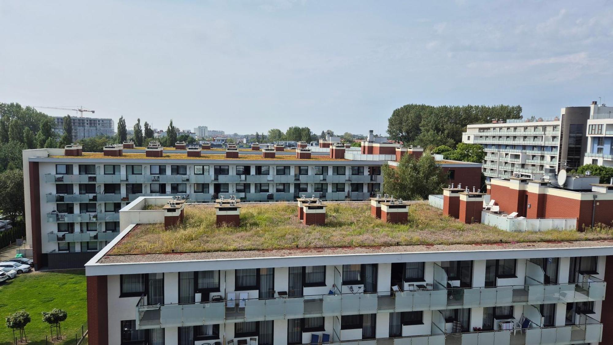Apartamenty Kasprowicza 20A Klimatyzacja Basen Fintess Sauny Parking Bawialnia Zmywarkataras Wysoki Standard W Pelni Wyposazony Колобжег Экстерьер фото
